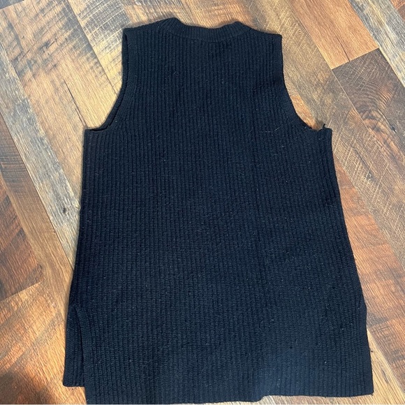 J. Crew knit, round neck sleeveless black sweater, size small - Picture 5 of 6